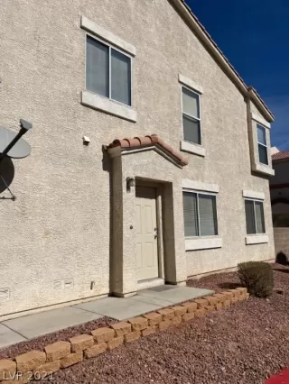 Photo #3: 2282702 Listing 