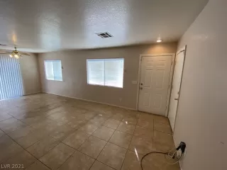 Photo #6: 2282702 Listing 