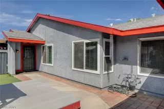 Photo #6: 2282726 Listing