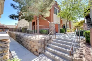 Photo #2: 2282787 Listing 