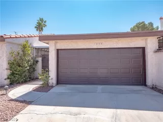 Photo #4: 2282807 Listing