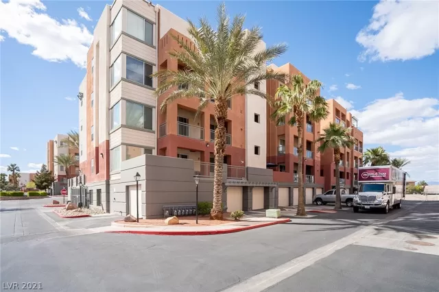 MLS: 2282830 Condo For Sale