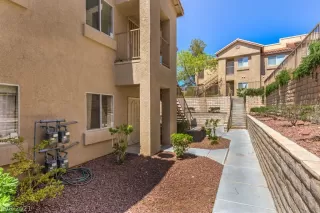 Photo #1: 2282834 Listing