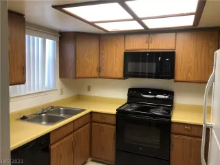 Photo #3: 2282846 Listing 