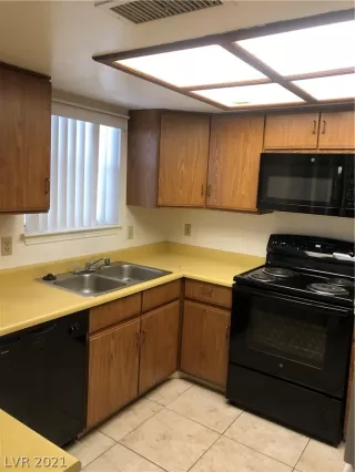 Photo #4: 2282846 Listing 