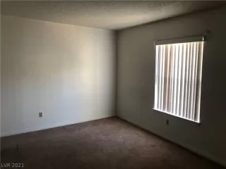 Photo #5: 2282846 Listing 