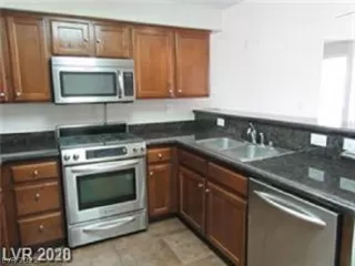 Photo #3: 2282873 Listing 