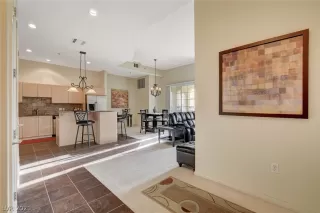 Photo #2: 2282897 Listing