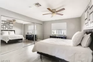 Photo #6: 2282944 Listing