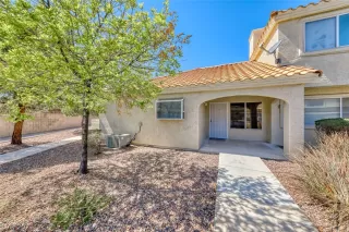 Photo #1: 2282961 Listing