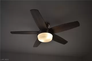 Photo #5: 2282965 Listing