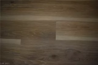 Photo #6: 2282965 Listing