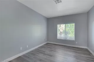 Photo #3: 2282966 Listing 