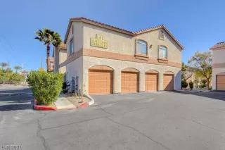 Photo #1: 2282973 Listing