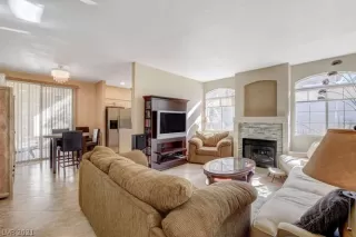 Photo #5: 2282973 Listing