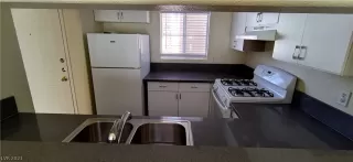 Photo #1: 2283033 Listing 