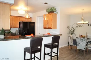 Photo #1: 2283082 Listing