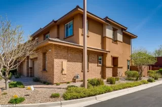 Photo #1: 2283118 Listing 