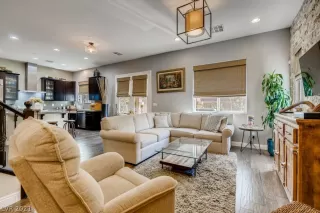 Photo #4: 2283118 Listing 