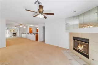 Photo #4: 2283123 Listing 