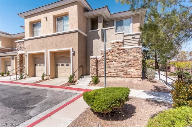 MLS: 2283126 Condo For Sale