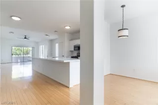 Photo #3: 2283126 Listing 