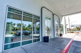 Photo #1: 2283134 Listing