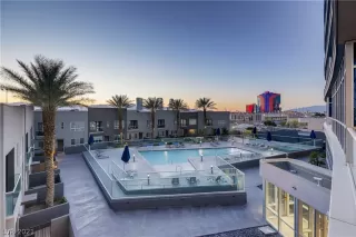 Photo #1: 2283149 Listing 