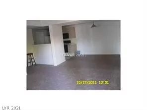 Photo #4: 2283177 Listing