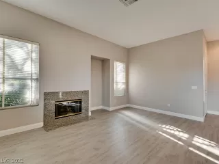 Photo #6: 2283223 Listing 