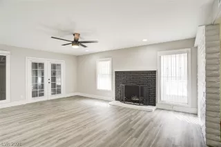 Photo #4: 2283233 Listing 