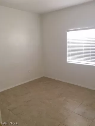 Photo #2: 2283271 Listing