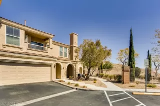 Photo #1: 2283289 Listing