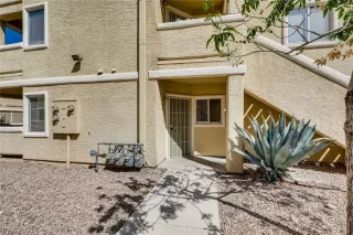 Photo #2: 2283310 Listing