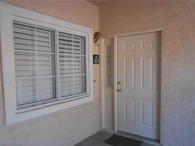 MLS: 2283370 Condo For Sale