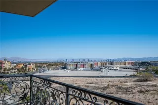 Photo #1: 2283377 Listing