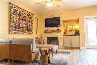 Photo #3: 2283410 Listing 