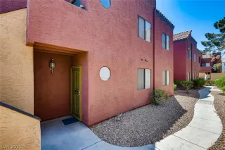 Photo #2: 2283435 Listing 