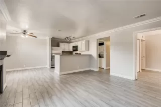 Photo #6: 2283435 Listing 