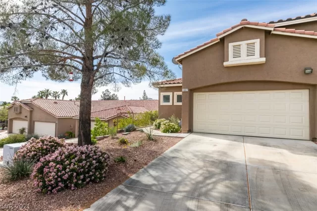 MLS: 2283444 Condo For Sale