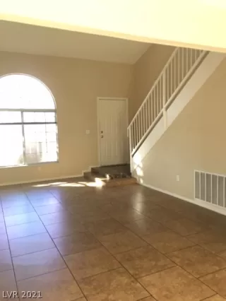 Photo #3: 2283501 Listing 