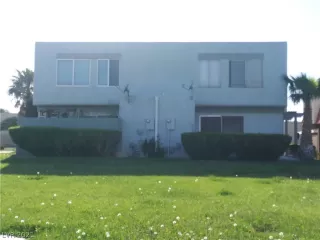 Photo #2: 2283502 Listing