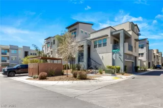 Photo #1: 2283503 Listing 