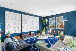 Photo #4: 2283503 Listing 