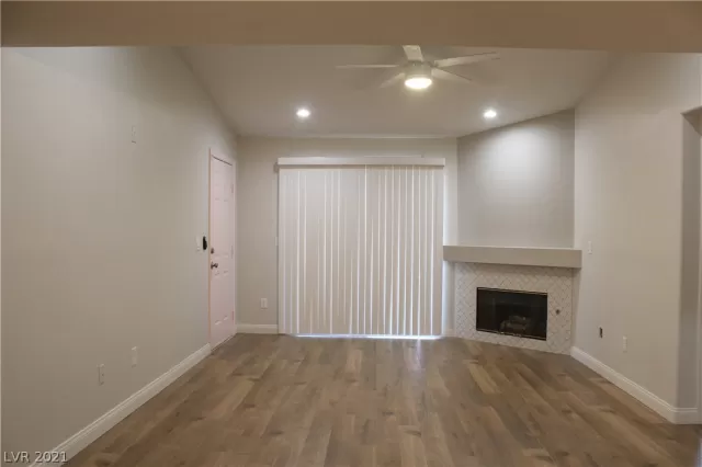 MLS: 2283572 Condo For Sale