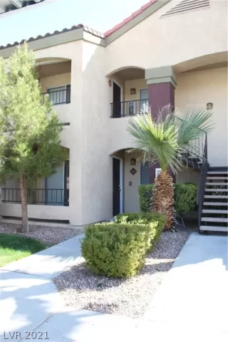 Photo #2: 2283572 Listing