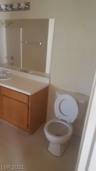 Photo #5: 2283604 Listing