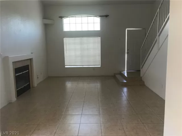 MLS: 2283614 Condo For Sale