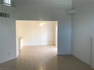 Photo #1: 2283614 Listing 