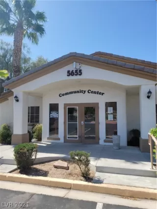 Photo #1: 2283625 Listing